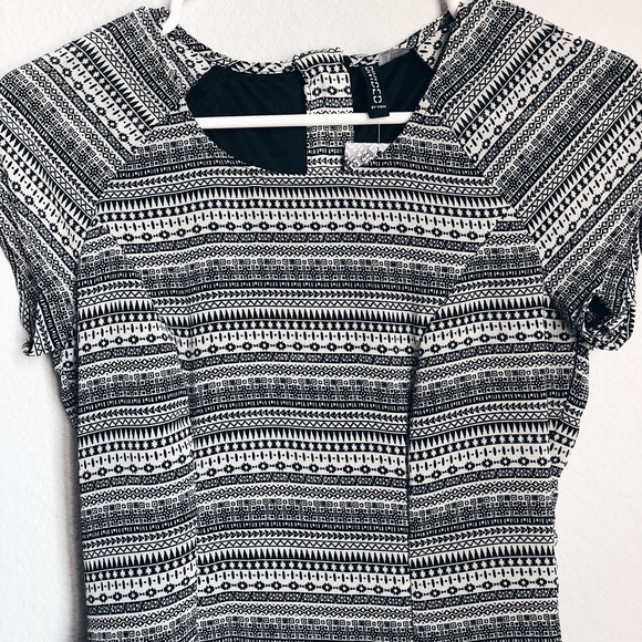 NWT H&M Tribal Print Black & White Dress - Picture 2 of 4
